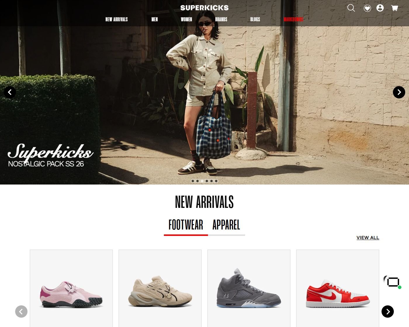 Superkicks Sneakers